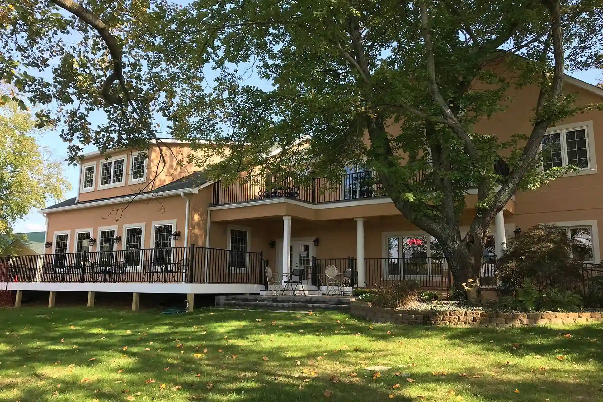 Front of James River Cellars winery